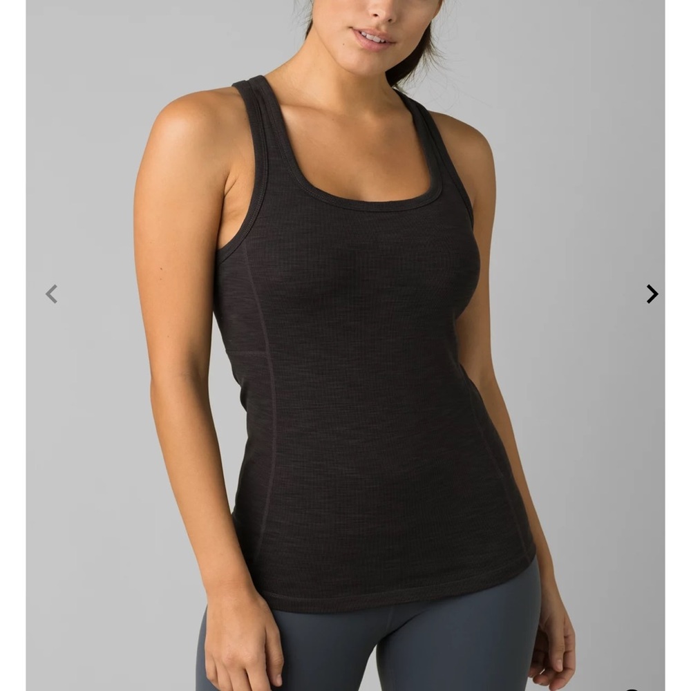 NWT Forest Green Tank w/ Bra